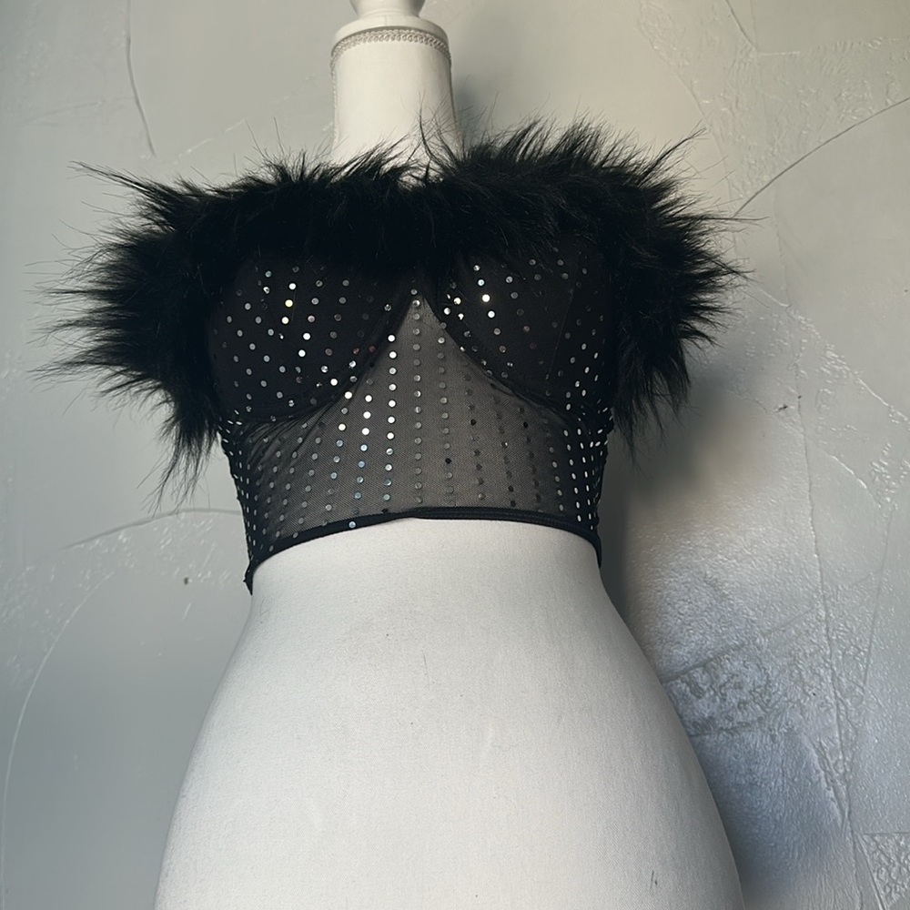 SHEIN Black Feathered Sequin Bra - Picture 5 of 7
